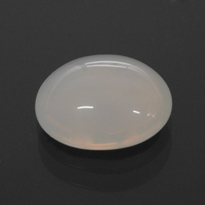 1.72カラットの天然オレンジホワイトファイアーオパール（9.7×8.3 mm・透明）