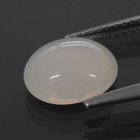 1.72カラットの天然オレンジホワイトファイアーオパール（9.7×8.3 mm・透明）