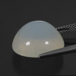 12.53カラットの天然ホワイトファイアーオパール（16.4×14.7 mm・透明）