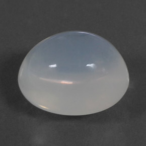 4.96カラットの天然ホワイトファイアーオパール（11.9×10.3 mm・透明）