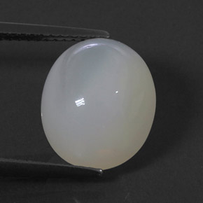 5.05カラットの天然イエロー＆ホワイトファイアーオパール（12.7×10.6 mm・透明）