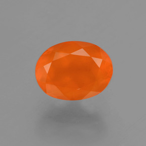 1.09カラットの天然オレンジファイアーオパール（8.5×6.6 mm・オーバルカット）