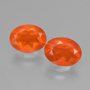 1.57カラットの天然ファイアオレンジファイアーオパール（8×6.2 mm・オーバルカット）