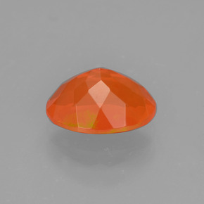 1.05カラットの天然鮮やかなオレンジファイアーオパール（8.9×7 mm・オーバルカット）