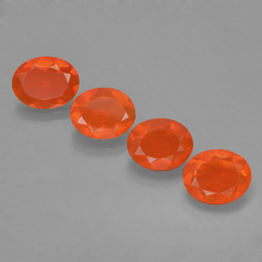3.33カラットの天然オレンジファイアーオパール（8.8×7 mm・オーバルカット）