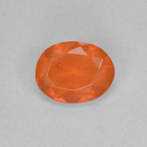 0.56カラットの天然濃いオレンジファイアーオパール（7.5×5.8 mm・オーバルカット）