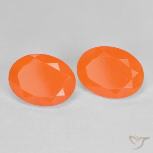 Shop natural 1.36ct ミディアムオレンジ ファイアオパール gems, 楕円形, from メキシコ at GemSelect. In stock, global shipping!