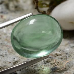 8.74カラットの天然薄いクールグリーン蛍石、楕円形、透明