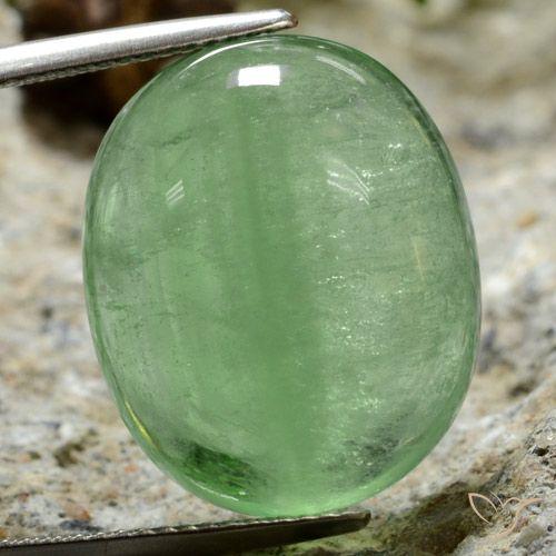 27.33ct 天然 ライトグリーン 蛍石, 楕円形, 透明