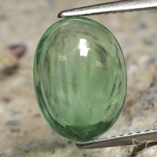 5.07ct 天然 ミディアムグリーン 蛍石, 楕円形, 透明