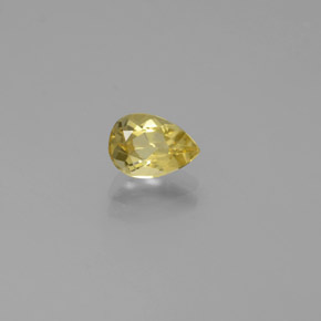 0.70カラットの天然イエローゴールデンベリル（7.2×5.1 mm・洋梨の形）