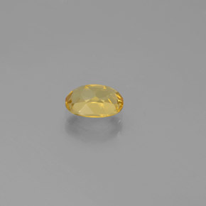 0.82カラットの天然イエローゴールデンベリル（7.1×5.1 mm・オーバルカット）