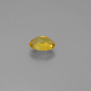 0.66カラットの天然イエローゴールデンベリル（6.9×5 mm・オーバルカット）