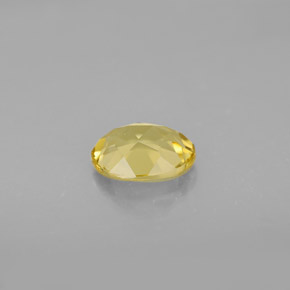 0.97カラットの天然イエローゴールデンベリル（7.6×6 mm・オーバルカット）