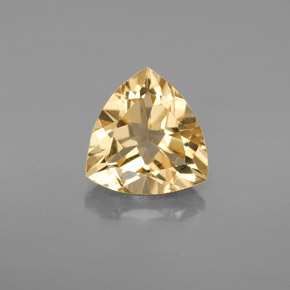 2.79カラットの天然ゴールデンイエローゴールデンベリル（9.9×9.6 mm・トリリアント）