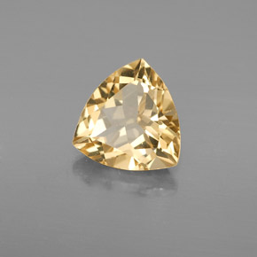 2.79カラットの天然ゴールデンイエローゴールデンベリル（9.9×9.6 mm・トリリアント）