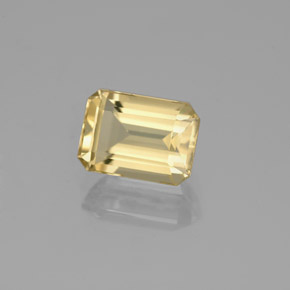 1.63カラットの天然イエローゴールデンベリル（8.1×5.8 mm・エメラルドカット）