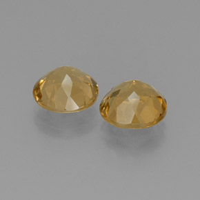 カラットの天然イエローゴールデンベリル（9.04 mm・ラウンドカット）
