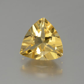 1.35カラットの天然イエローゴールデンベリル（8×7.9 mm・トリリアント）