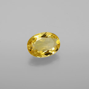 0.96カラットの天然イエローゴールデンベリル（8.1×6 mm・オーバルカット）