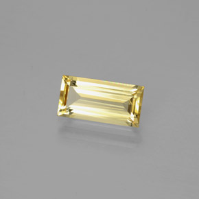1.40カラットの天然イエローゴールデンベリル（9.9×5 mm・バゲット）