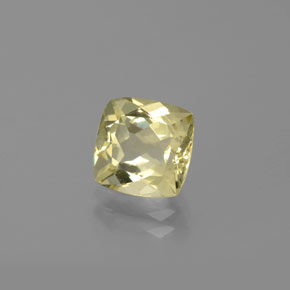 2.15カラットの天然イエローゴールデンベリル（8.1×8 mm・クッションカット）