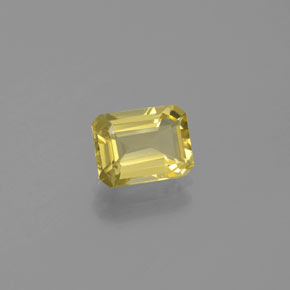 1.38カラットの天然イエローゴールデンベリル（8×6.1 mm・エメラルドカット）