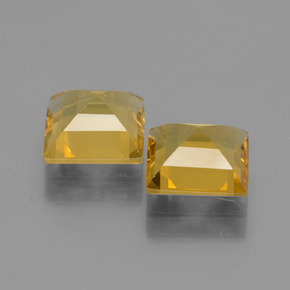 カラットの天然ゴールデンイエローゴールデンベリル（7.1×7.1 mm・四角）