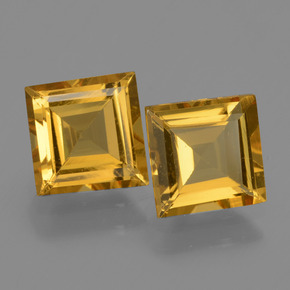 2.78カラットの天然ゴールデンイエローゴールデンベリル（7.1×7 mm・四角）