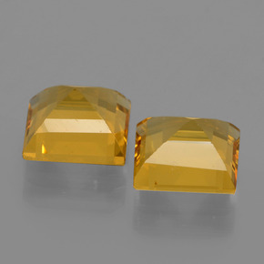 2.78カラットの天然ゴールデンイエローゴールデンベリル（7.1×7 mm・四角）