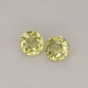 カラットの天然ライムグリーングロッシュラーガーネット（4.22 mm・ラウンドカット）