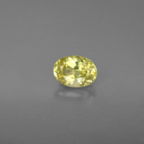 0.71カラットの天然ゴールデングリーングロッシュラーガーネット（5.9×4.3 mm・オーバルカット）