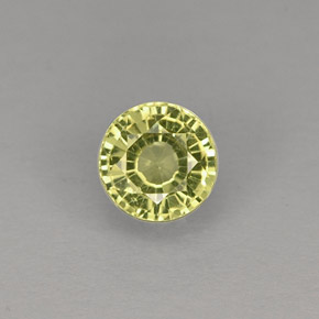 0.49カラットの天然ゴールデングリーングロッシュラーガーネット（4.51 mm・ラウンドカット）