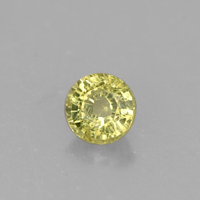 0.46カラットの天然ゴールデングリーングロッシュラーガーネット（4.34 mm・ラウンドカット）