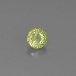 0.55カラットの天然ライムグリーングロッシュラーガーネット（4.61 mm・ラウンドカット）