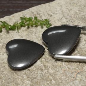 Shop natural 46.55ct ダークグレー ヘマタイト gems, 心臓, from ブラジル at GemSelect. In stock, global shipping!