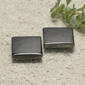 4.91カラットの天然ブラック＆グレーヘマタイト（8.2×7.7 mm・四角）