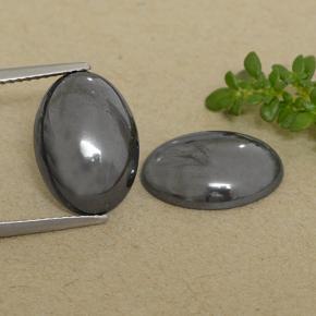 14.61カラットの天然ブラック＆グレーヘマタイト（14×10.1 mm・オーバルカット）