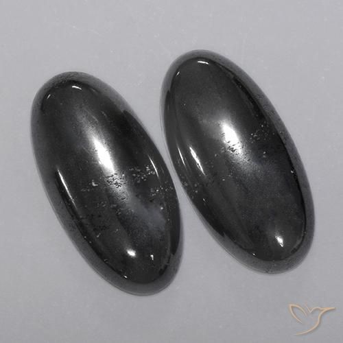 Shop natural 18.04ct ブラックグレー ヘマタイト gems, 楕円形, from ブラジル at GemSelect. In stock, global shipping!