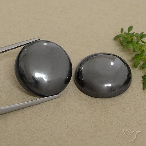 Shop natural 58.13ct ミディアムグレー ヘマタイト gems, ラウンド, from ブラジル at GemSelect. In stock, global shipping!