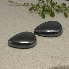 Shop natural 63.94ct ブラックグレー ヘマタイト gems, 洋梨の形, from ブラジル at GemSelect. In stock, global shipping!
