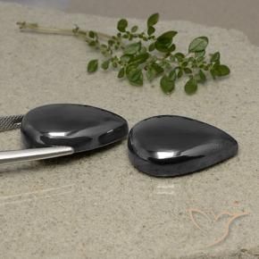 Shop natural 79.05ct ブラックグレー ヘマタイト gems, 洋梨の形, from ブラジル at GemSelect. In stock, global shipping!