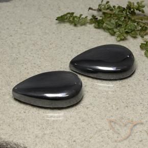 Shop natural 66.54ct ブラックグレー ヘマタイト gems, 洋梨の形, from ブラジル at GemSelect. In stock, global shipping!