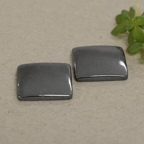 9.80カラットの天然ブラック＆グレーヘマタイト（11.1×11 mm・四角）