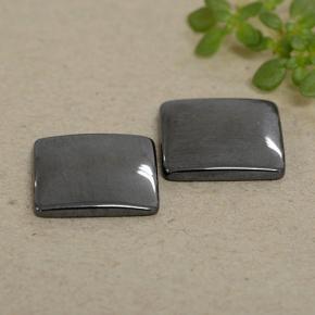 9.69カラットの天然ブラック＆グレーヘマタイト（11×11 mm・四角）