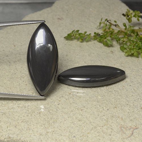 自然派の商品を探す 48.08ct ミディアムグレー ヘマタイト 宝石, マーキス, ブラジル からGemSelectで. 在庫あり、世界各国へ発送!