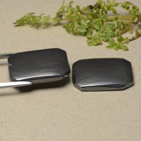 自然派の商品を探す 27.63ct ブラックグレー ヘマタイト 宝石, エメラルドカット, ブラジル からGemSelectで. 在庫あり、世界各国へ発送!