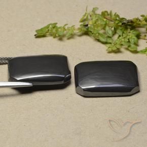 Shop natural 32.33ct ブラックグレー ヘマタイト gems, 八角形 / エメラルドカット, from ブラジル at GemSelect. In stock, global shipping!