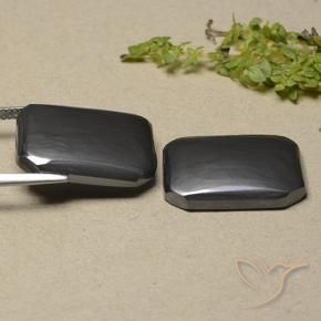 Shop natural 36.84ct ブラックグレー ヘマタイト gems, 八角形 / エメラルドカット, from ブラジル at GemSelect. In stock, global shipping!
