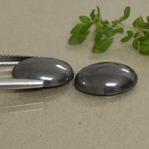 自然派の商品を探す 14.47ct ブラックグレー ヘマタイト 宝石, オーバルカット, ブラジル からGemSelectで. 在庫あり、世界各国へ発送!